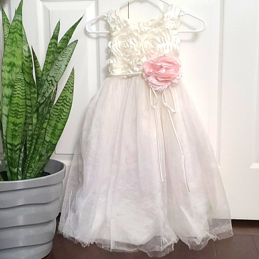 Girl dress! Sparkles!